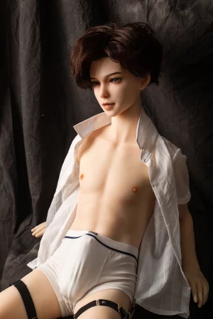 rowan-seated-pose-clothed-chest-details